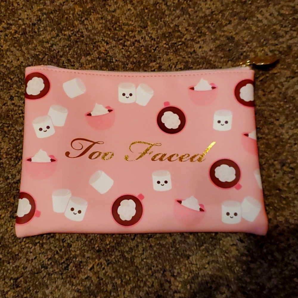 🧁NWOT Too Faced "You're so hot" Cosmetic bag - Picture 2 of 3